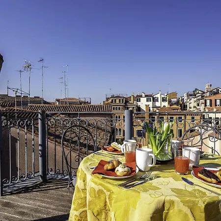 Corte Rossa Terrace In San Marco * Venecia