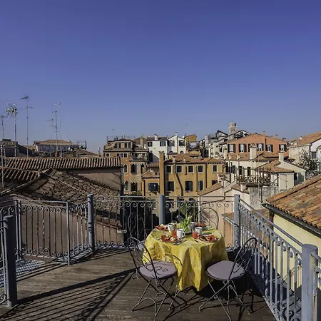 Corte Rossa Terrace In San Marco * Venecia